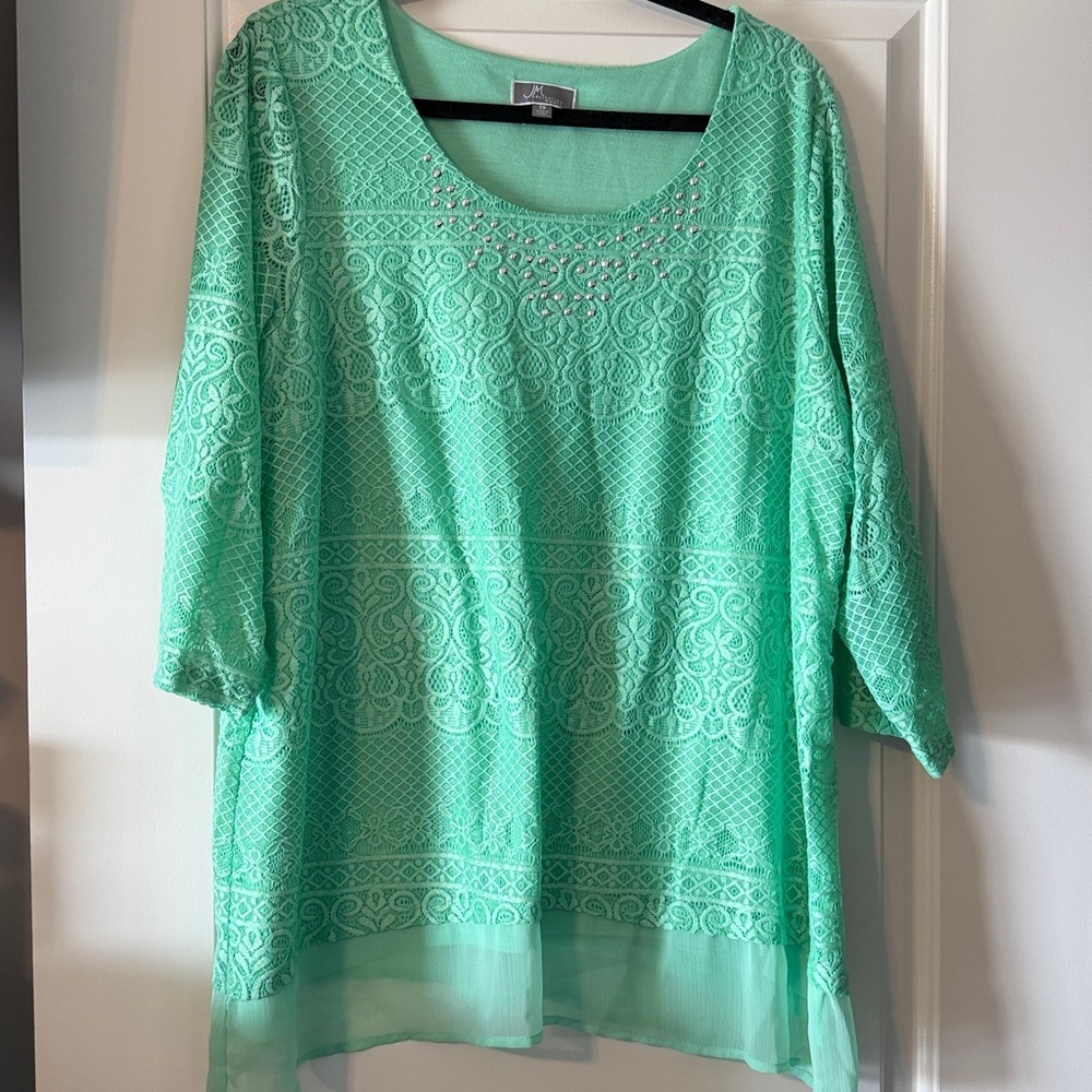 Women's Top